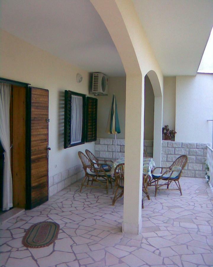 Seaside Apartments Trogir Buitenkant foto
