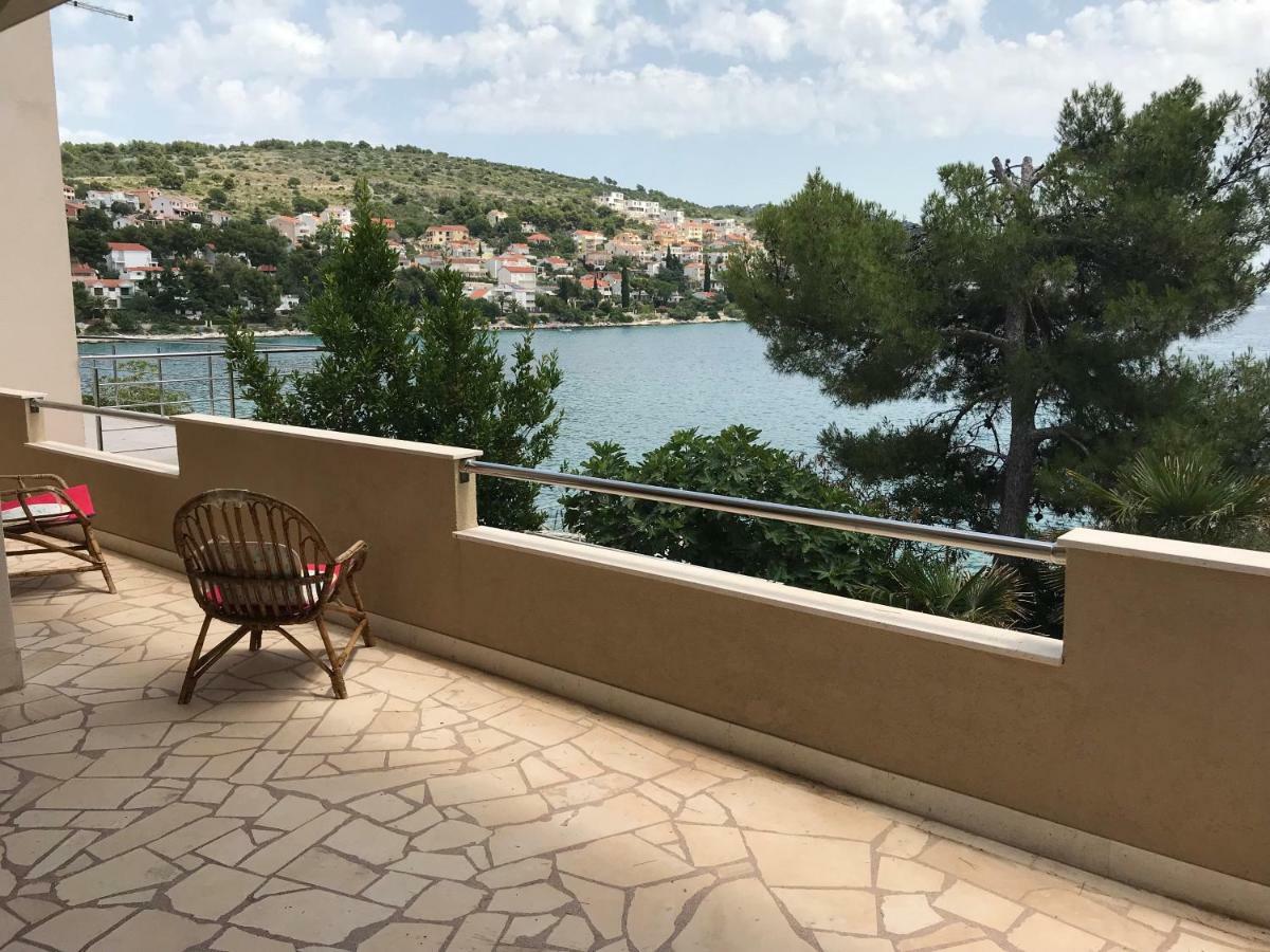 Seaside Apartments Trogir Buitenkant foto